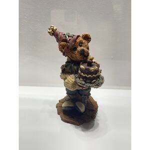 Vintage 1995 Boyd's Bears and Friends Figurine Style 2275 M Harrison's Birthday